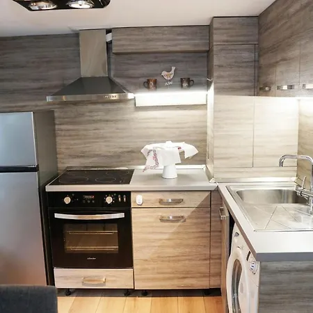 Apartment Stylish Apartment, Very Good Located! *